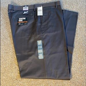 Men Signature Straight Flat Front Dockers